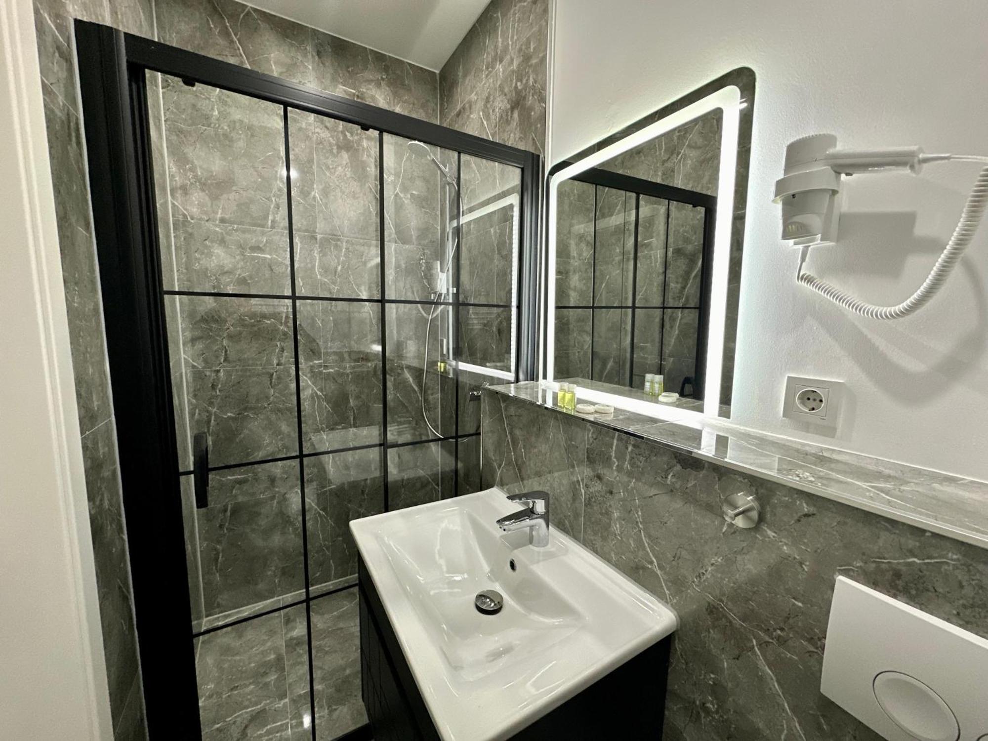 Durmaz Hotel Hannover Eksteriør bilde