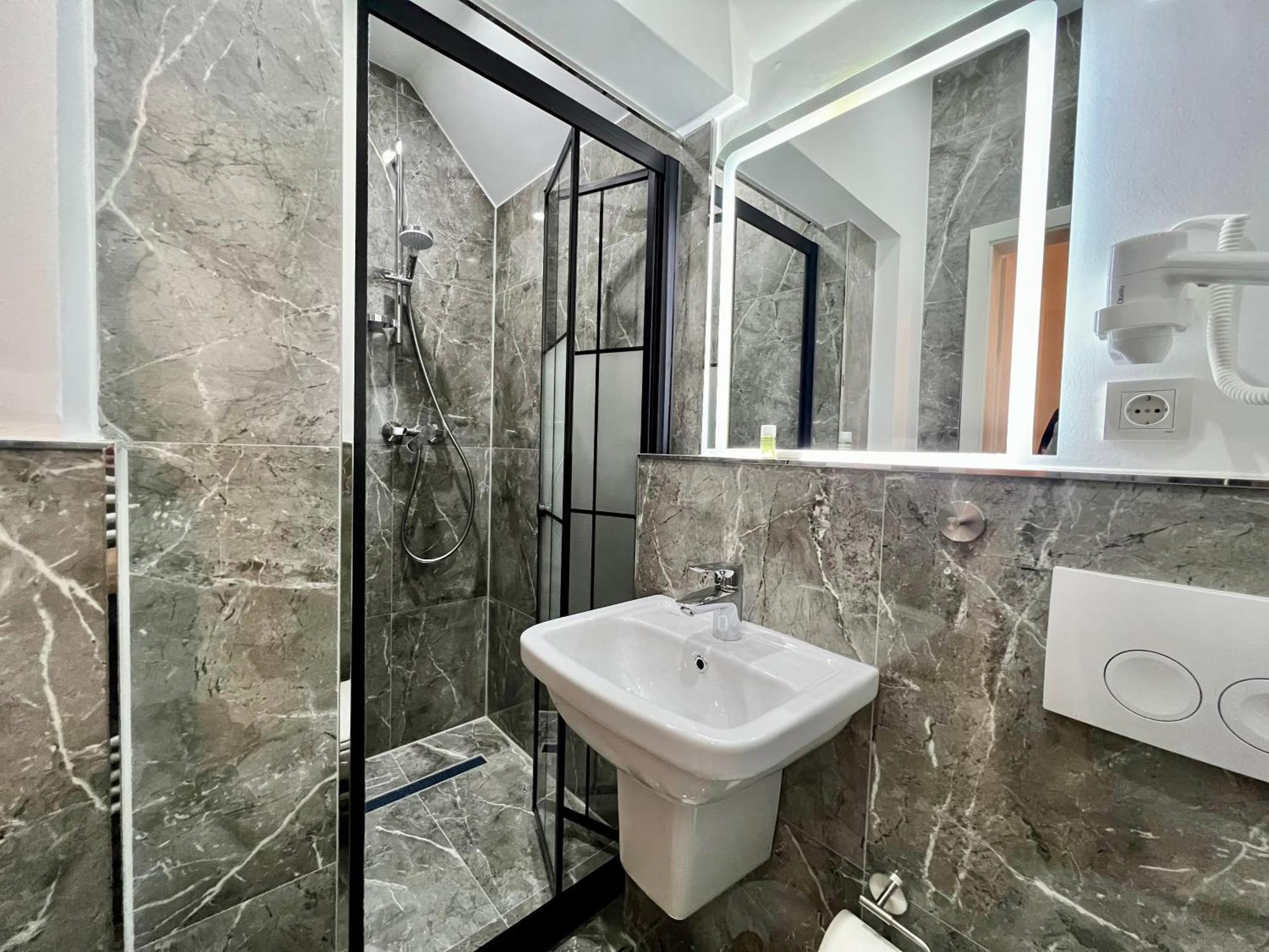 Durmaz Hotel Hannover Eksteriør bilde
